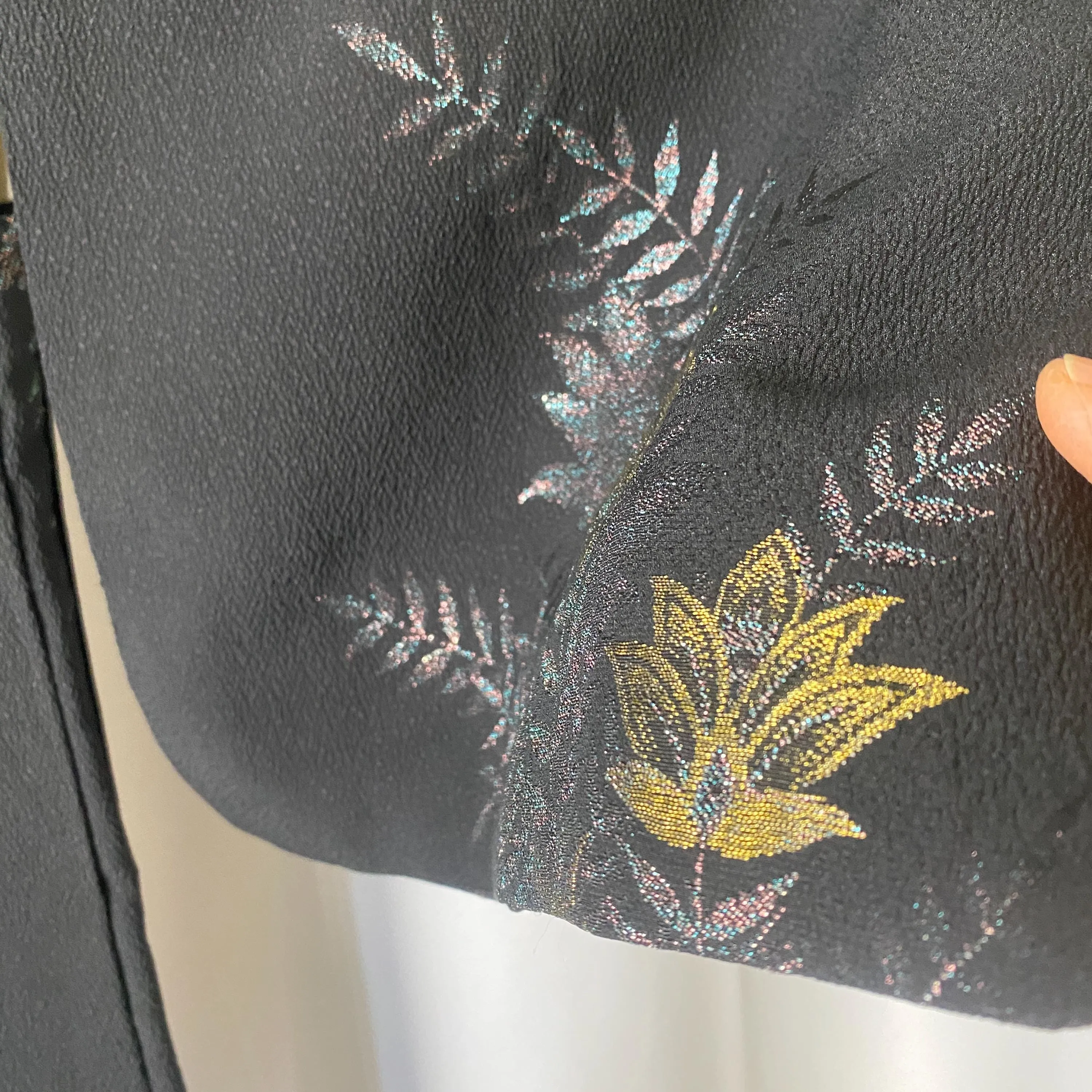 Black and Gold Haori, Japanese Kimono, Traditional, Floral pattern, Cardigan, Women's Jacket, Silk Long outer, Casual Layer, Versatile-A
