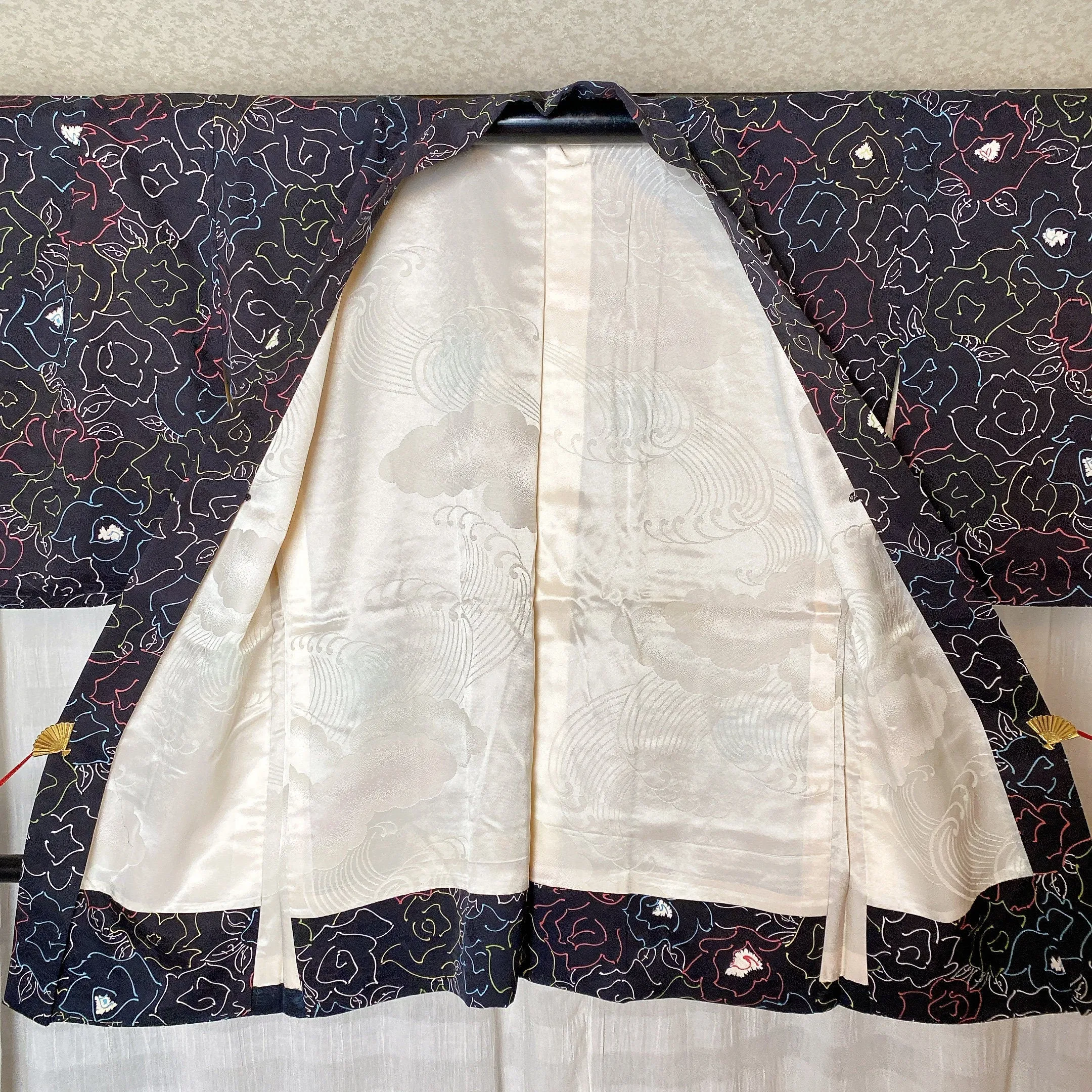 Black Rose Haori Cardigan, Flower Print, Women's Jacket, Vintage kimono, Silk Long outer, Japanese style, Casual Layer, Versatile-F