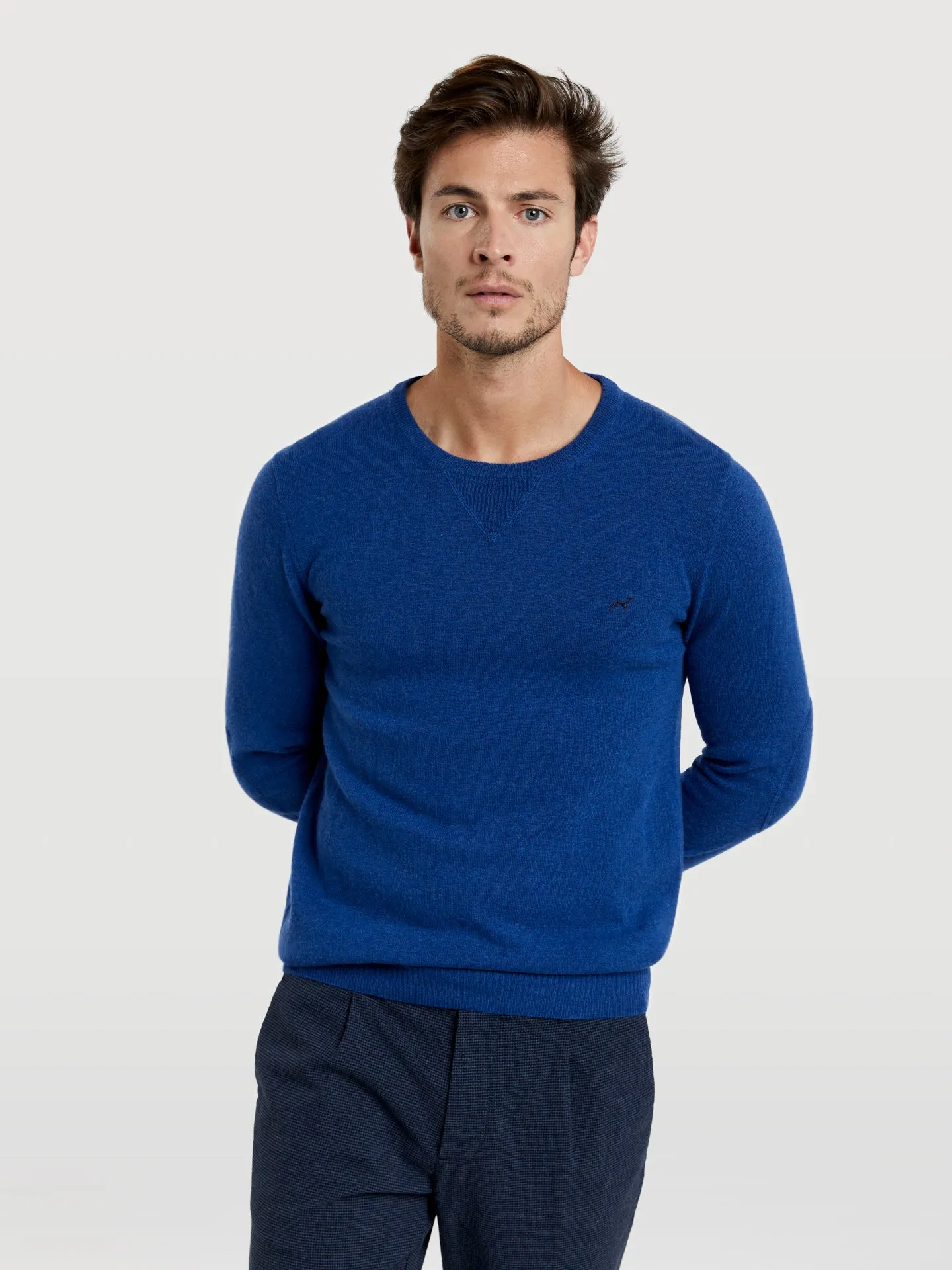 Crew neck sweater with elbow patches