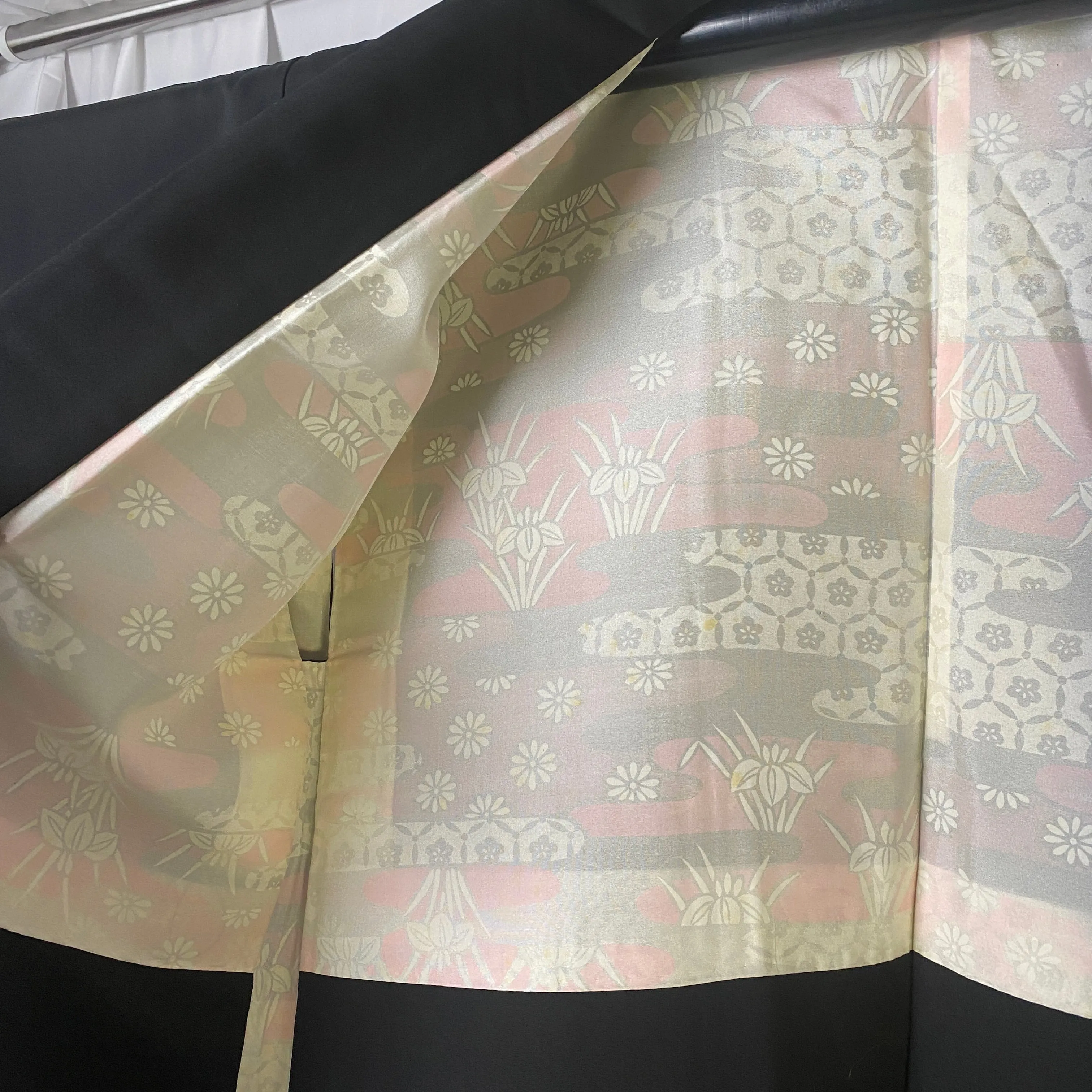 Ebaori, Black Haori, Japanese Garden, Kuro-eba, Cardigan, Women's Jacket, Silk Long outer, Casual Layer, Versatile, Kimono, Elegant Wear