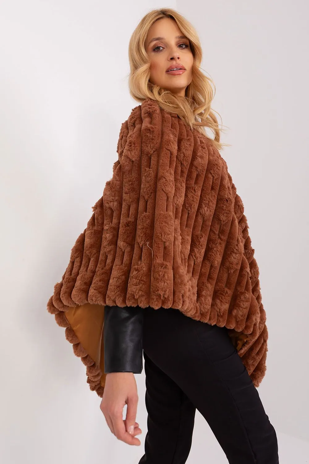 TEEK - Soft Plush Poncho