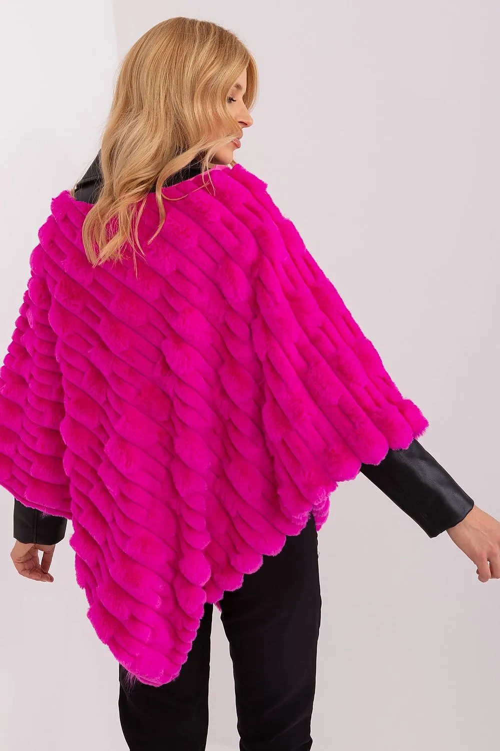 TEEK - Soft Plush Poncho