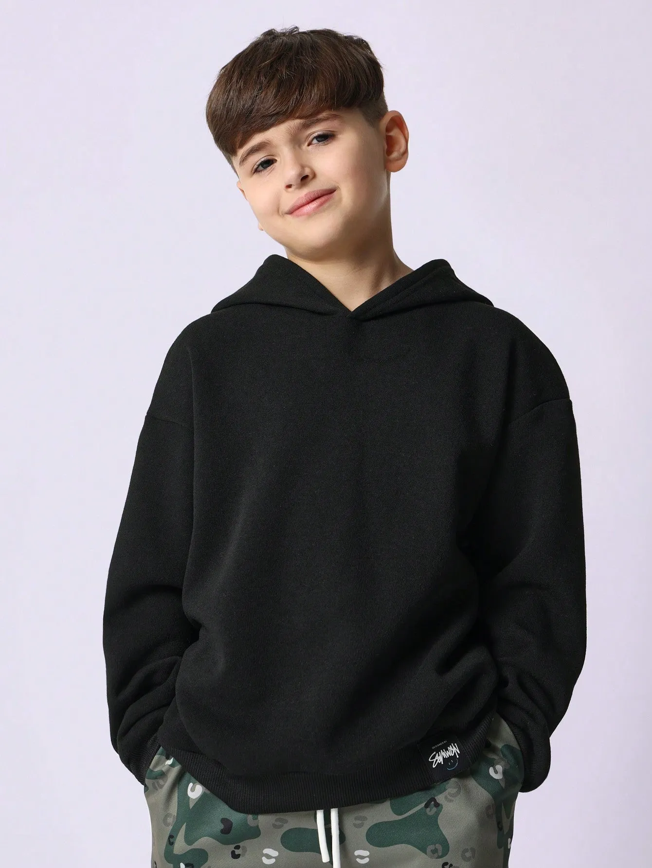 Tween Boys Comfy Overhead Graphic Printed Hoodie & Camo Jogger 2 Piece Set